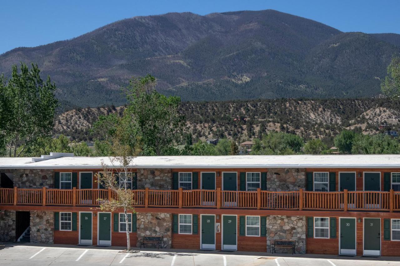 סאלידה Silver Ridge Lodge מראה חיצוני תמונה